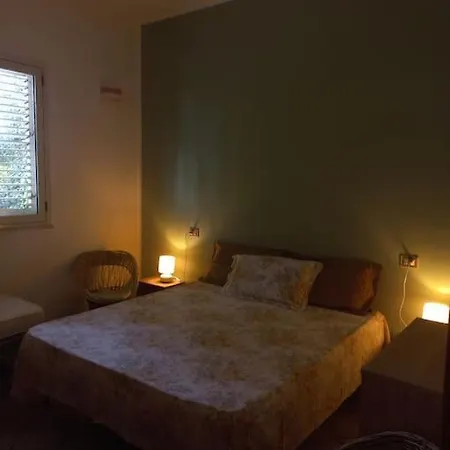 Casa Baiaverde A 50 Mt Dalla *